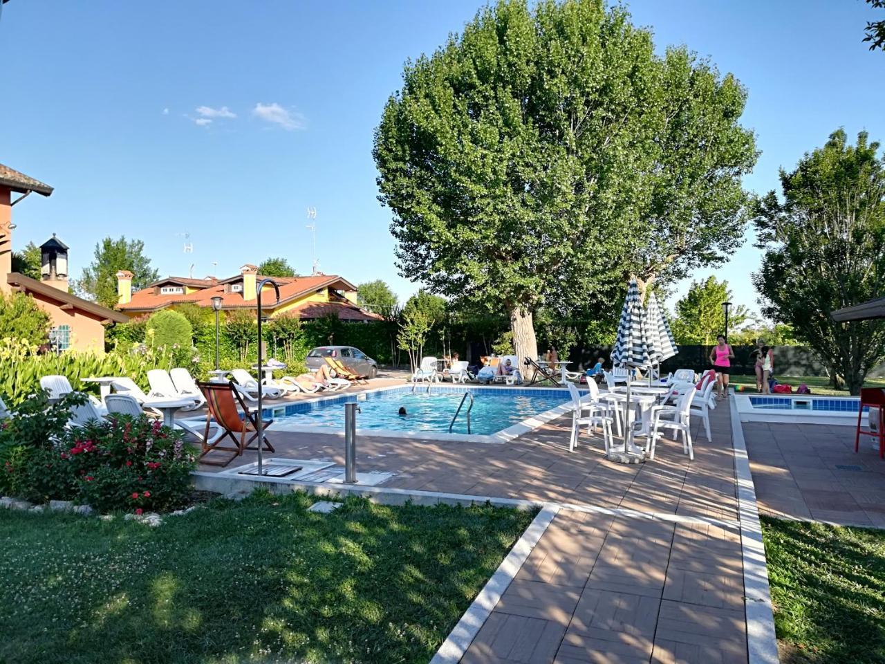 Isola Di Wight Bed & Breakfast San Michele al Tagliamento Ngoại thất bức ảnh